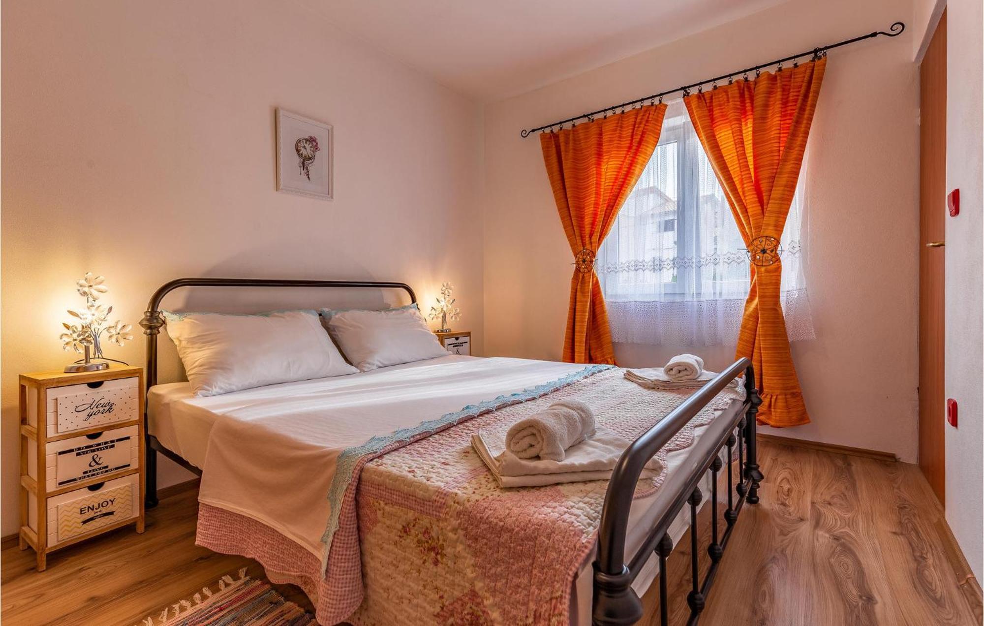 Lovely Apartment In Premantura With Wifi 외부 사진